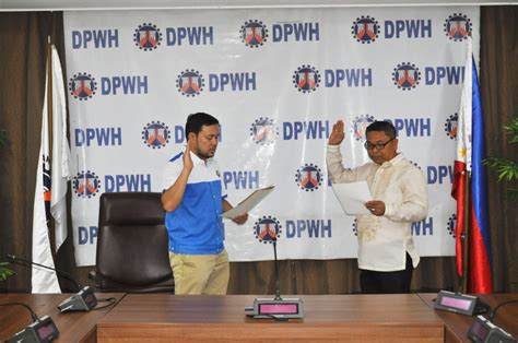 dpwh car|DPWH.